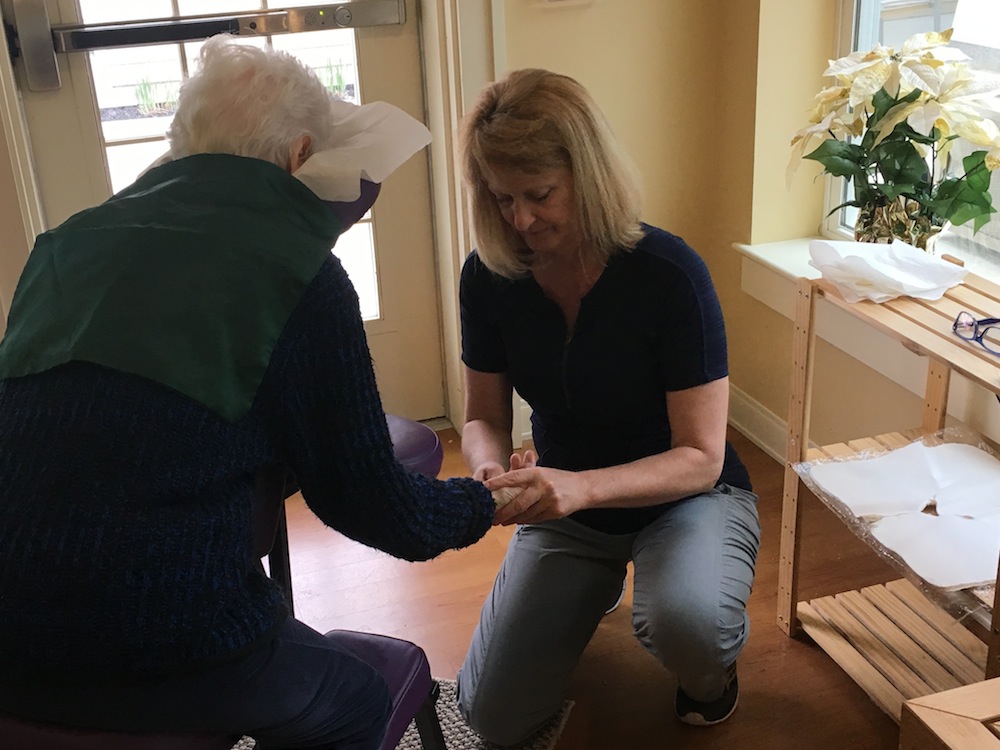 Benefits Of Massage For People Who Are Elderly Or Have Dementia Catching Health With Diane Atwood