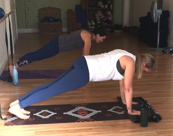 Mat exercises at Magnolia Barre