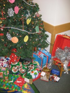 Christmas tree with presents